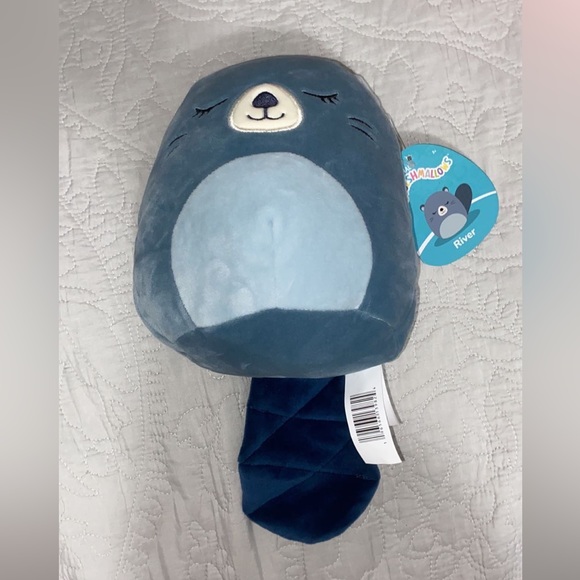 River 🥺 The little otter Squishmallow! - Picture 2 of 2